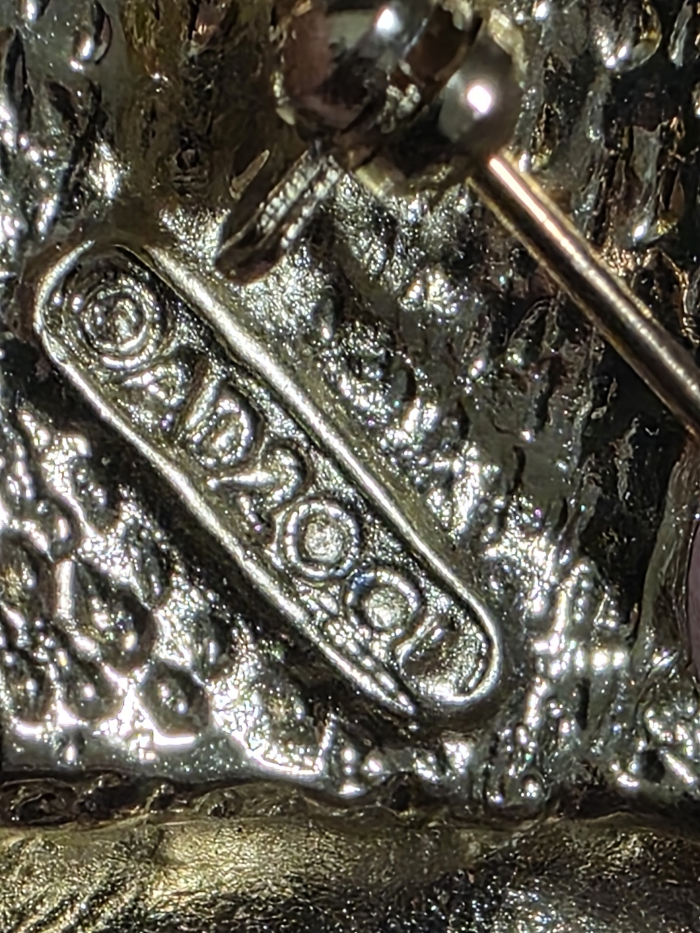 Vintage Gold Eagle Brooch with Clear Crystals and Pearl - Picture 5 of 6